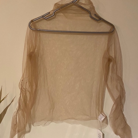 Mesh top - Picture 1 of 1